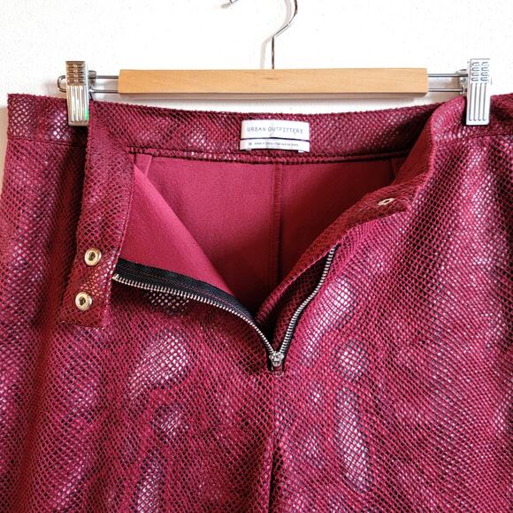 Urban Outfitters Reptile Red Pants Fishnet Overlay Size 10 Y2K - Picture 4 of 7
